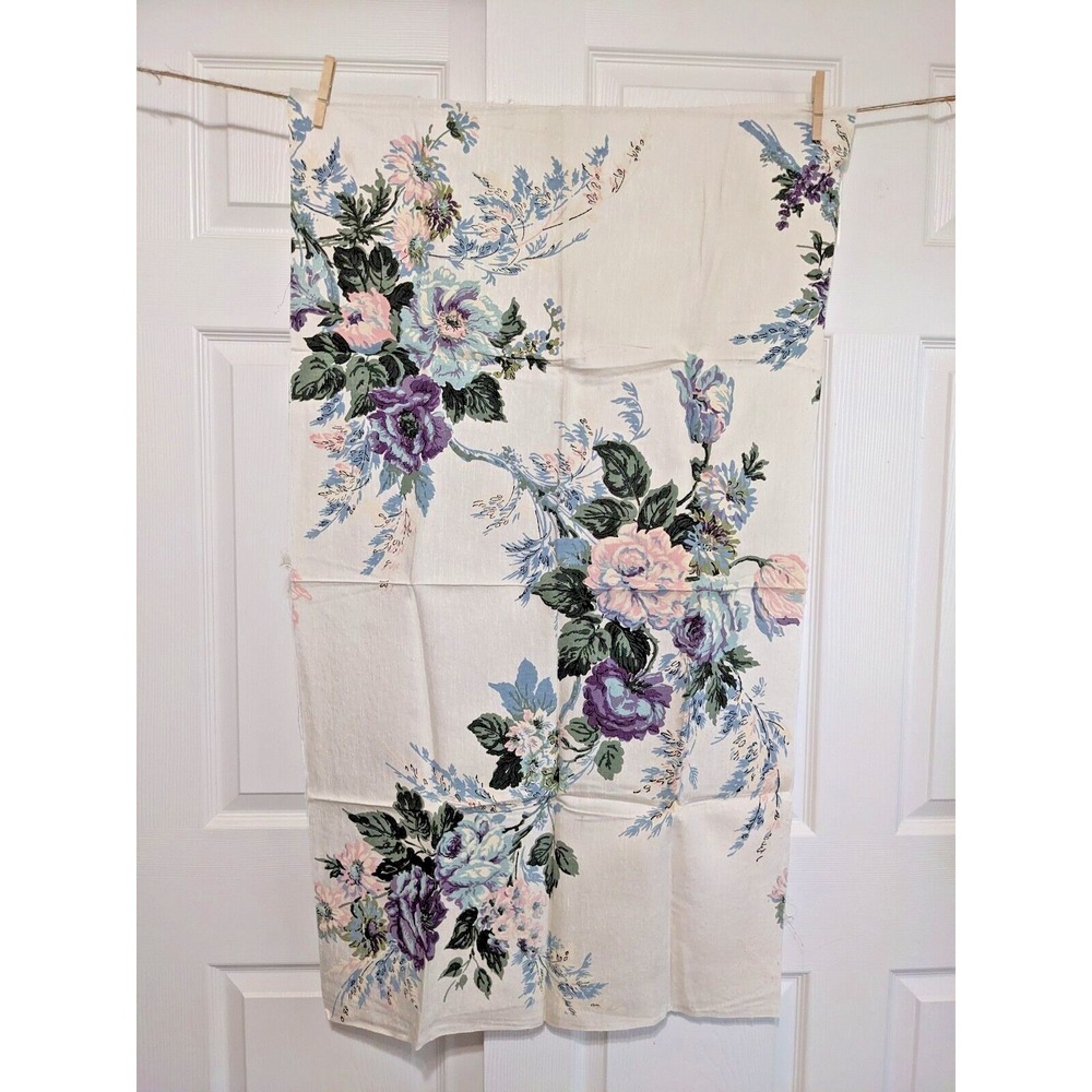 Vintage Mid-Century Home Décor Romantic Floral Fabric Purple Blue Pink‎ 24"x42"